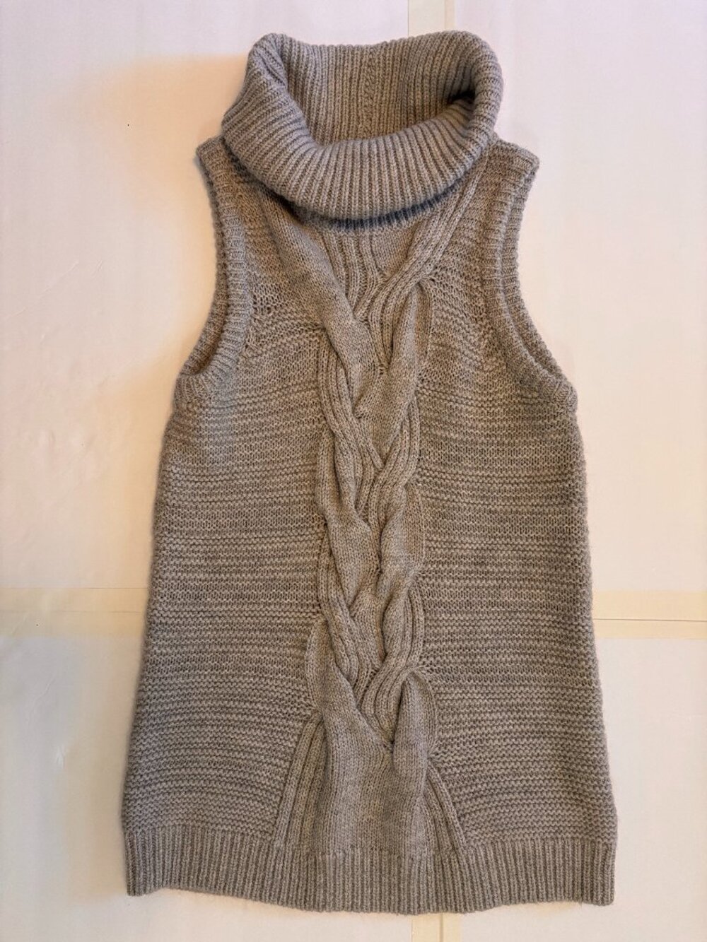 Intermix Gray Cable Knit Cowl Neck Sleeveless Sweater Dress Size Small